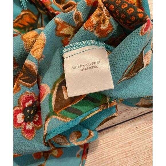 Rose + Olive Top - Picture 3 of 3